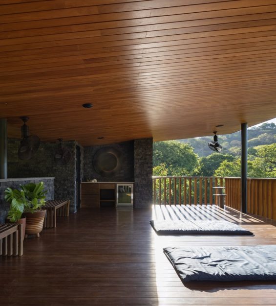 Villa Avellana, Península Papagayo Costa Rica - https://villaavellana.com/ - SARCO Architects - https://www.sarcoarchitects.com/ - SENS Interior Design -https://senscr.com/ - Image copyright Andres Garcia Lachner - www.garcialachner.com  - instagram: @Garcia_Lachner